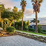 Hutchinson Villa